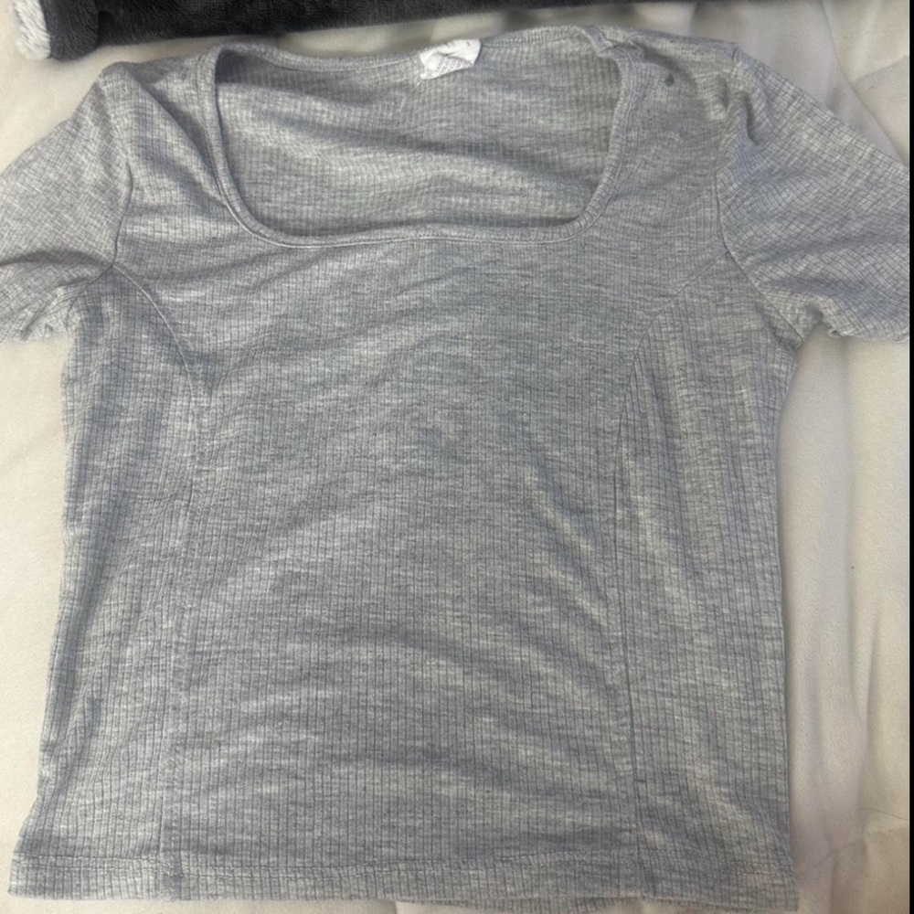 Grey crop top